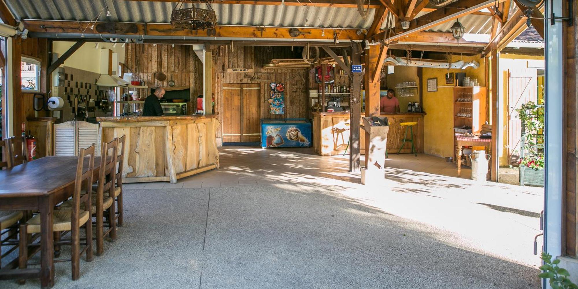 Camping La Ferme De Perdigat Limeuil Exterior photo