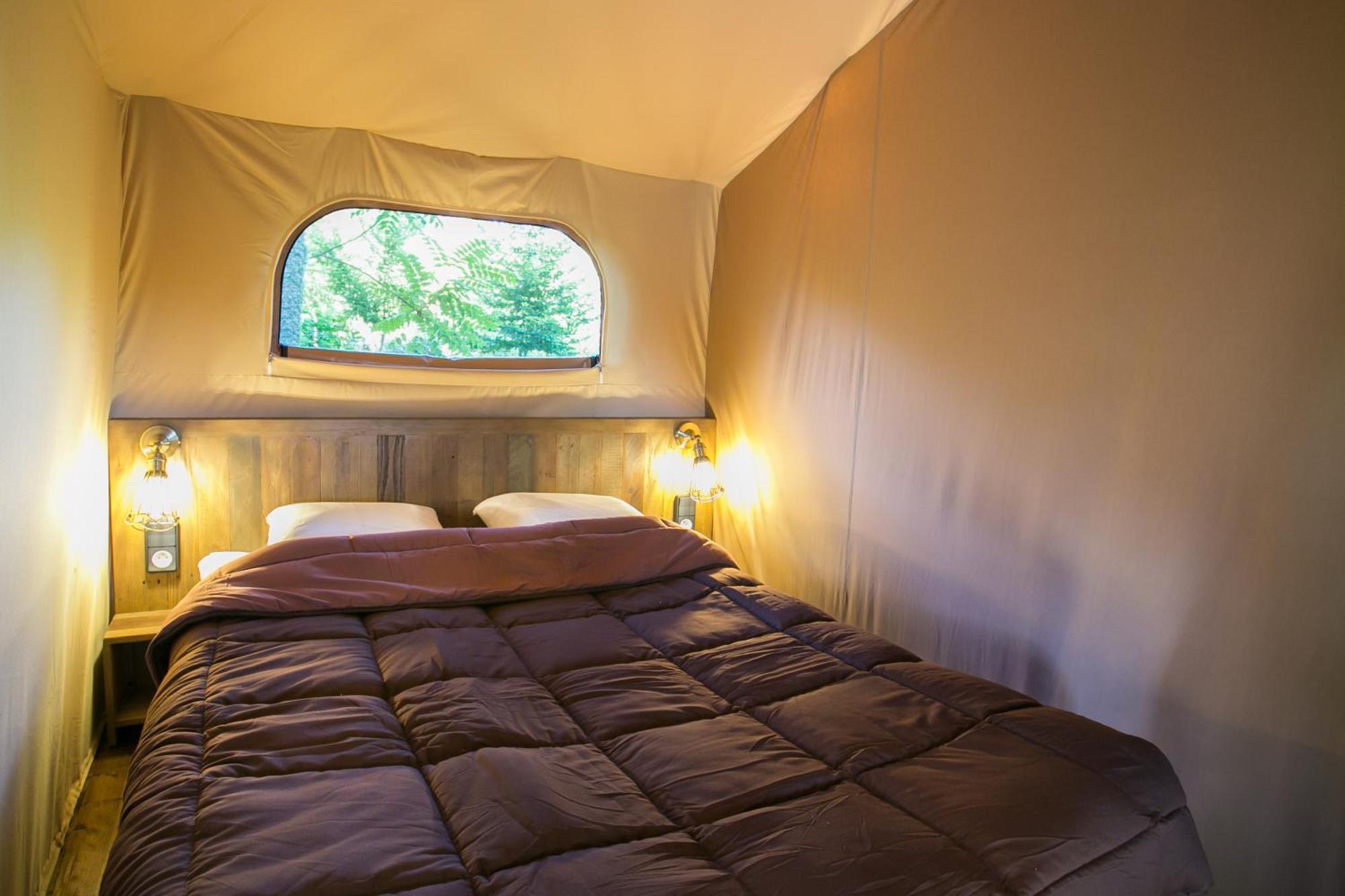Camping La Ferme De Perdigat Limeuil Exterior photo